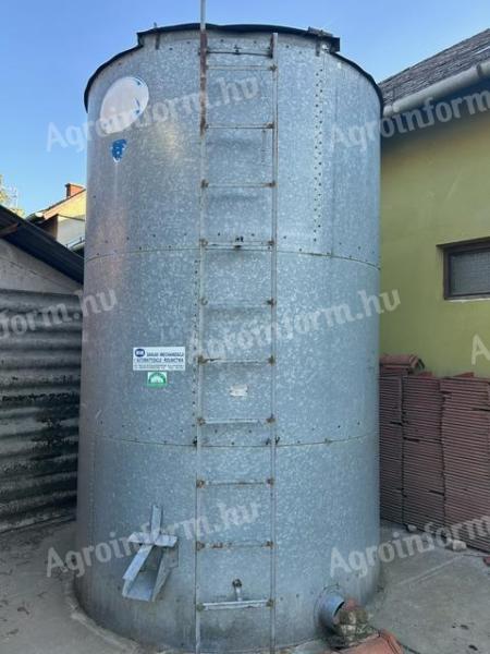 BIN 10" grain storage silo