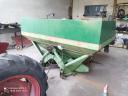 Amazone ZA-U fertilizer spreader