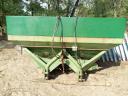 Amazone ZA-U fertilizer spreader