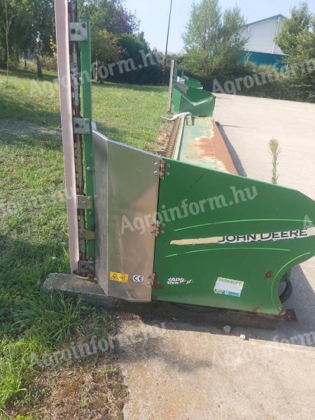 Roztok repky John Deere 625R Zürn