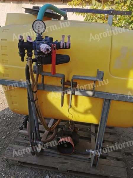 600 l sprayer for sale