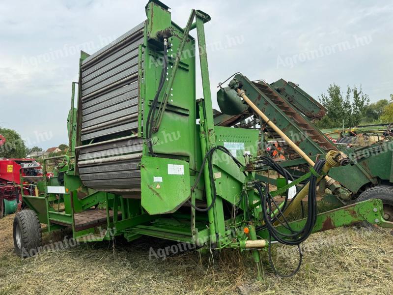 WÜHLMAUS 1033, single-row side-scraper potato harvester