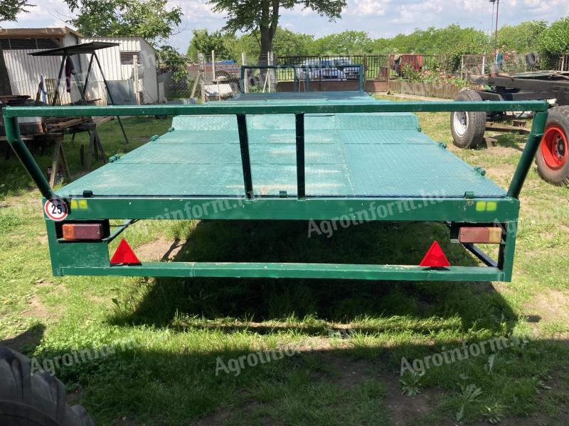 Beaver machine ballast trailer