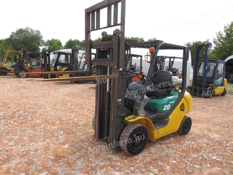 Komatsu 2T forklift