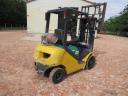 Komatsu 2T forklift