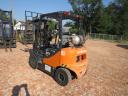 Doosan 2T forklift truck