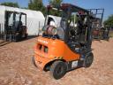 Doosan 2T forklift truck