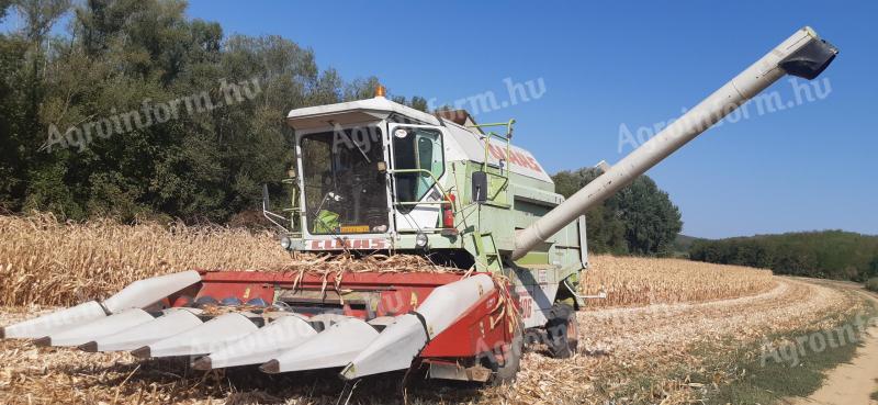 Combine harvester de vânzare