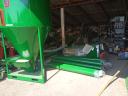 M-ROL 15 m vertical feed mixer with separate hopper, auger loading