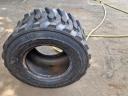 BKT 31x15.5-15 IND tyre