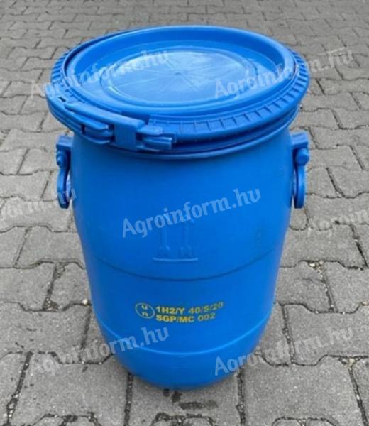 30 litre plastic barrel with removable lid and plastic strap for sale