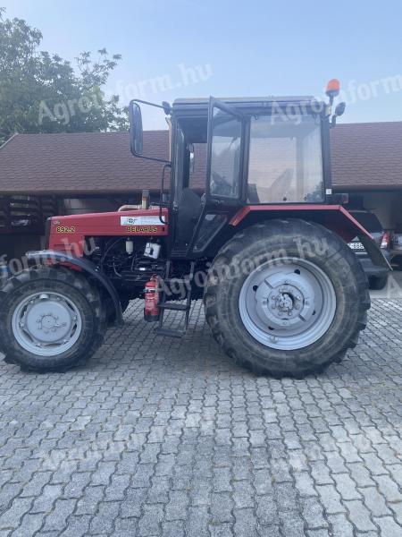 MTZ 892.2 Traktor zu verkaufen