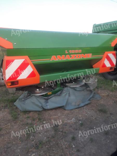 Amazone fertilizer spreader