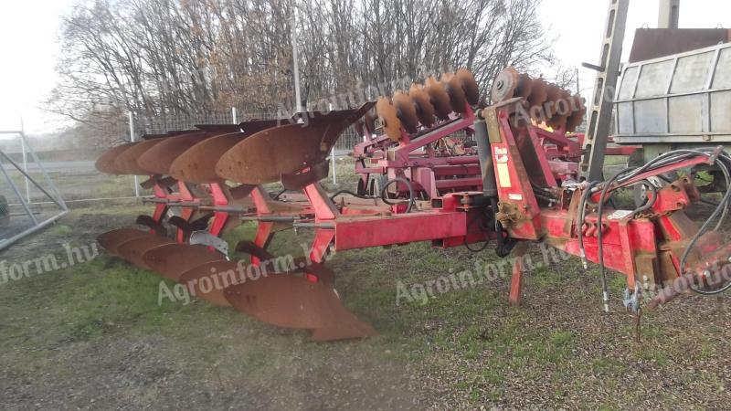 Massey Ferguson 725 Kreiselpflug mit 5 Köpfen zu verkaufen