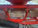 For sale hydraulic fertilizer spreader with two hydraulic opening, excellent condition