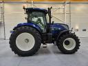 New Holland T7.225 tractor in excellent condition, almost new