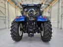 New Holland T7.225 tractor in excellent condition, almost new