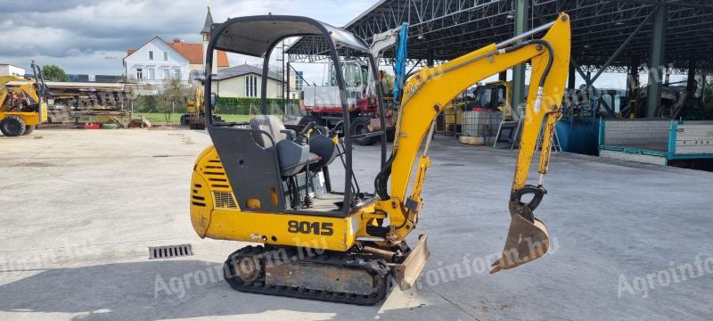 MINI EXCAVATOR JCB 8015