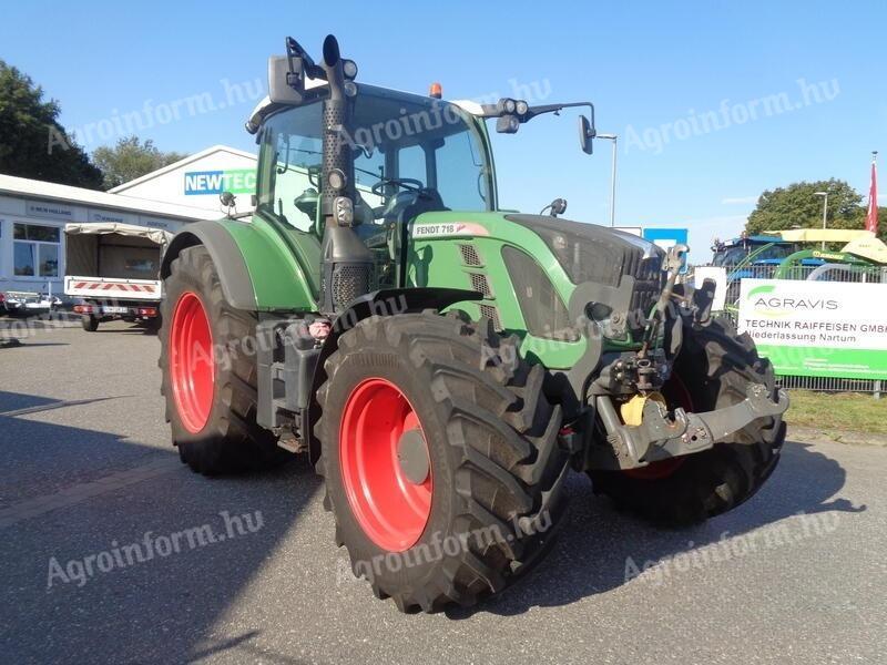 Profesionálny traktor Fendt 718 Vario SCR