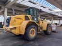 NEW HOLLAND W190 C - front loader with rubber wheels