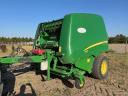 John Deere 960 round baler