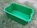 Plastic crate compartment meat harvesting crate color