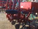 Row cultivator - cultivator with filling tine