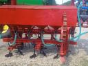 Row cultivator - cultivator with filling tine