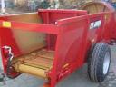 ANNOVI side-discharge organic fertilizer spreader for orchards