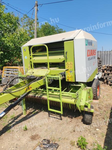 Presă Claas Rollant 250