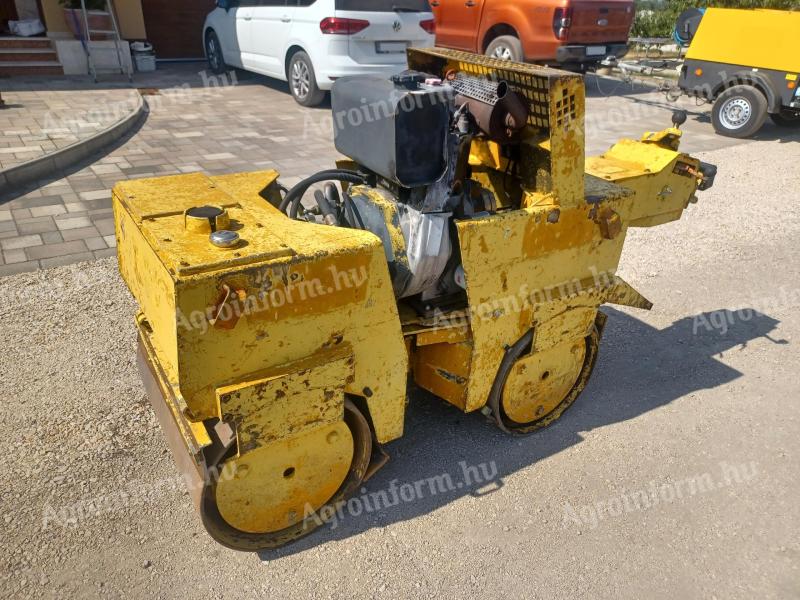 Walec wibracyjny typu Bomag BW 75 AD