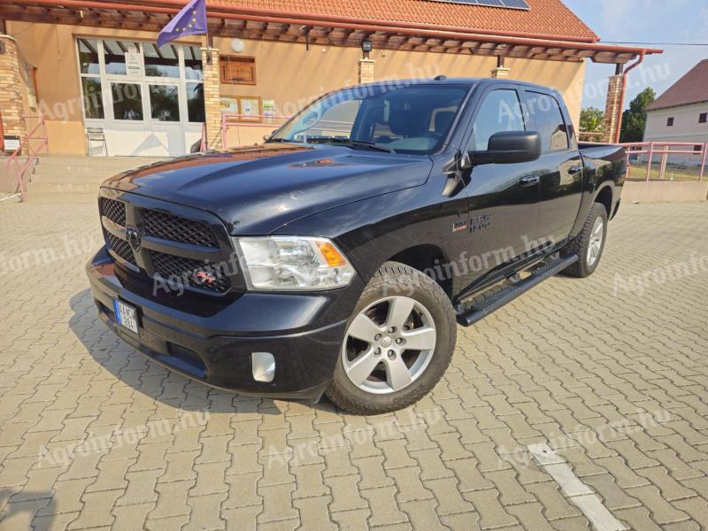 2018 Dodge Ram 5.7 Hemi, 57 000 km, leather, navigation, heated seats, Bluetooth, full