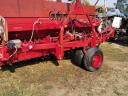 IH 6200A Seeder