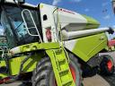 CLAAS Tucano 320 combine harvester