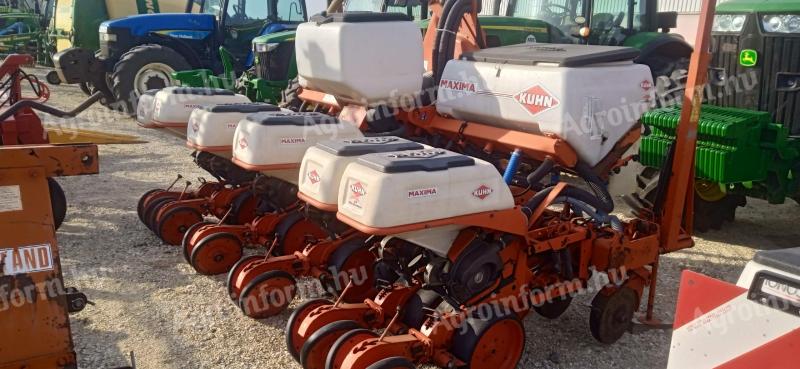 Kuhn Maxima seed drill per grain