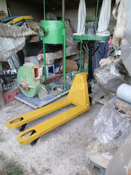 Pallet lifting frog for sale