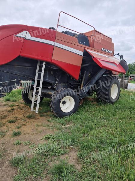 Laverda M305 combine for sale