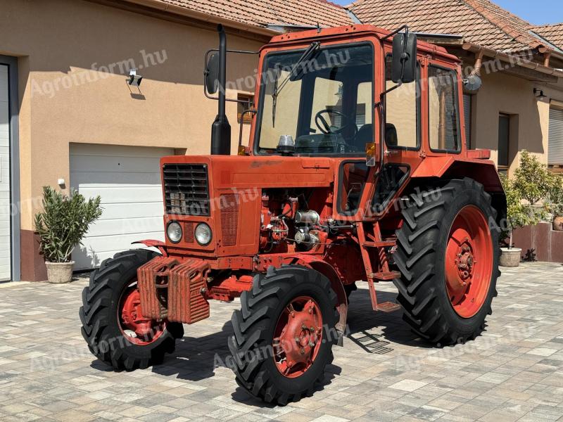 Běloruský traktor MTZ 552 E/82