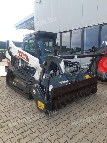 Bobcat T86 + Mulcher