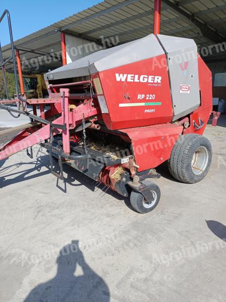 Welger RP220 professional round baler