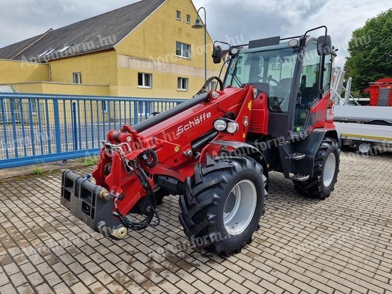 Schäffer 6680 T articulated loader