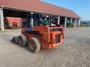 For sale good condition skid steer Bobcat loader