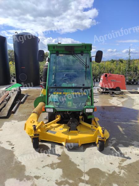 John Deere F1145 lawn mower tractor