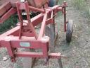 2 pcs 2 head Kühne ploughs for sale, exchangeable