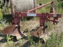 2 pcs 2 head Kühne ploughs for sale, exchangeable