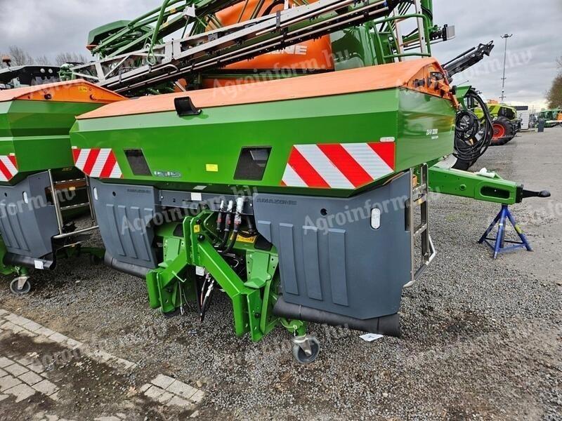 Amazone ZA-V 3200 fertiliser spreader