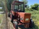 Vladimirec T25 VTZ tractor