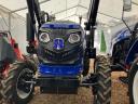 Tractor 35 hp, 4x4 coupled, front and rear hydraulics, wheel weights, spoon, fork, sunshade