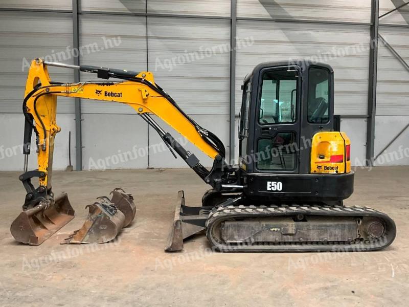 Bobcat E50 / 2014 / 2300 sati / Hammer Krug / Najam od 20%