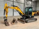 Bobcat E50 / 2014 / 2300 ur / krog kladiva / zakup od 20 %